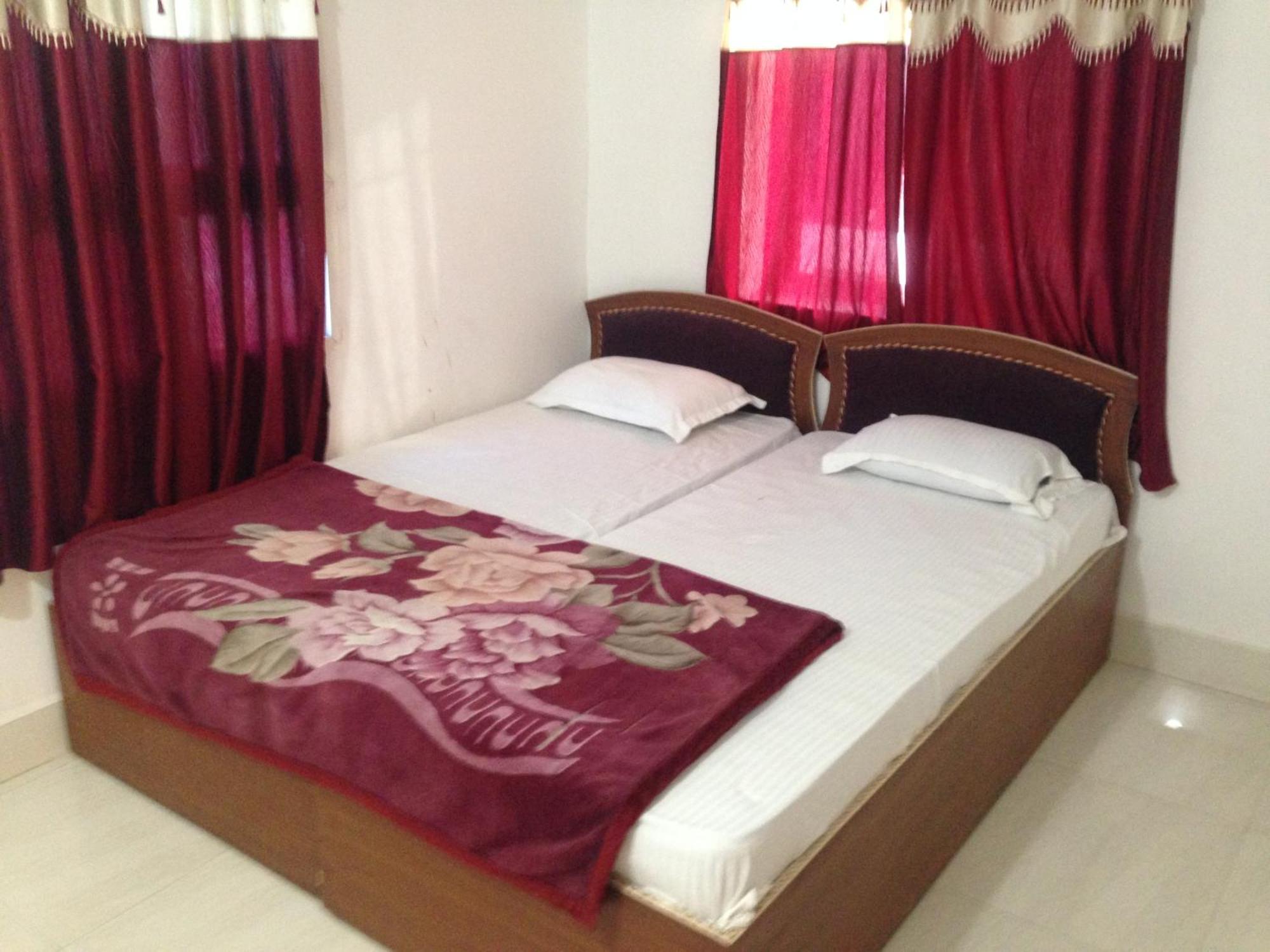 ราม เกสเฮาส์ Hotel พุทธคยา ภายนอก รูปภาพ