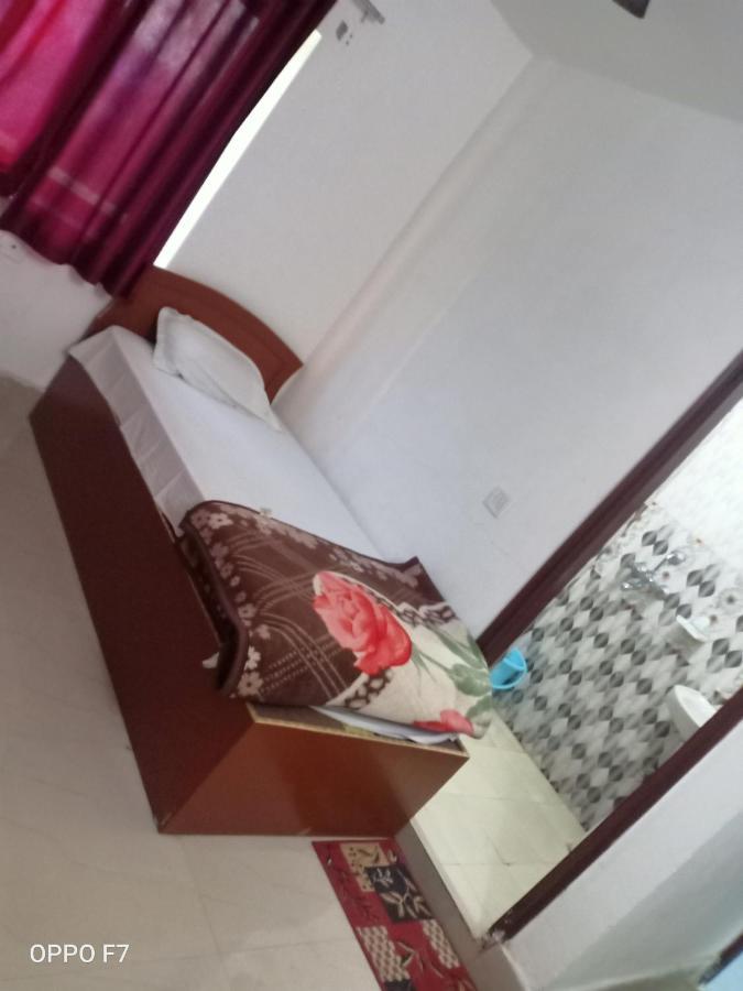 ราม เกสเฮาส์ Hotel พุทธคยา ภายนอก รูปภาพ